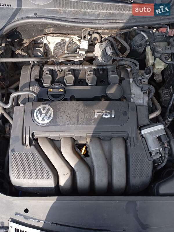 Volkswagen Golf (2004)