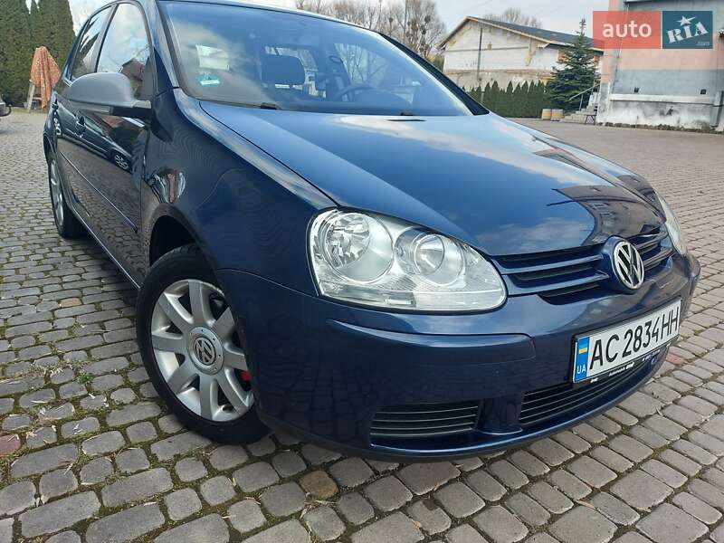 Volkswagen Golf (2005)