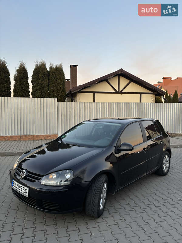 Volkswagen Golf (2005)