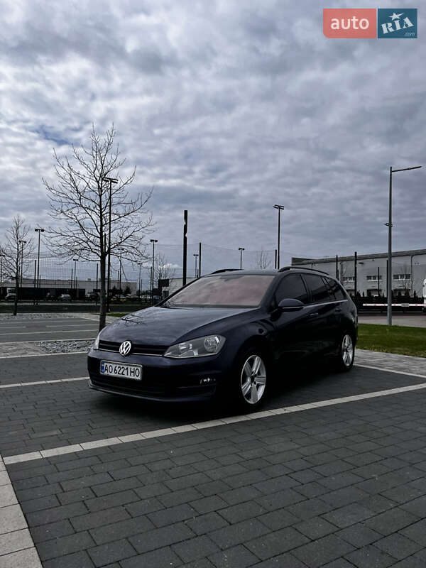 Volkswagen Golf (2013)