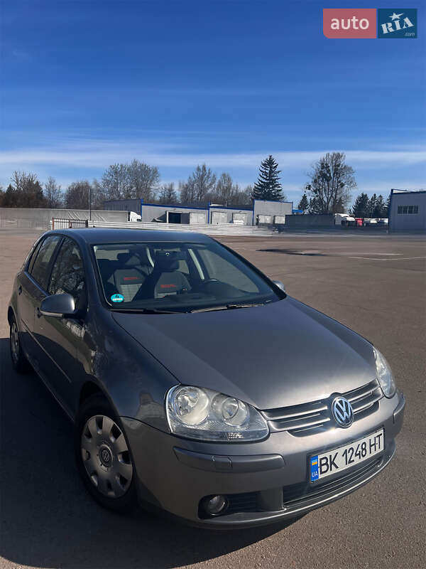 Volkswagen Golf (2006)