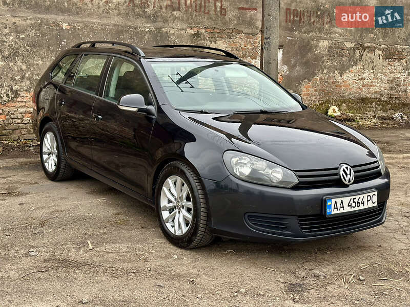 Volkswagen Golf (2012)