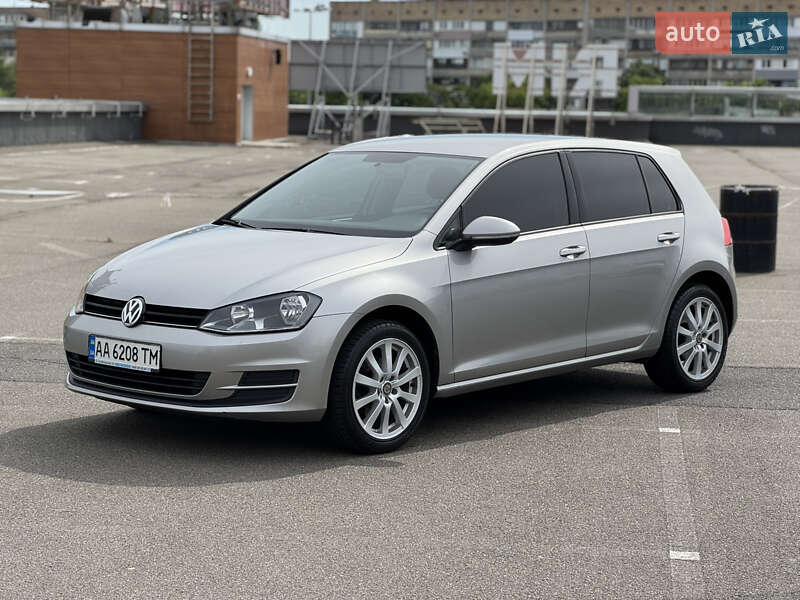 Volkswagen Golf (2015)