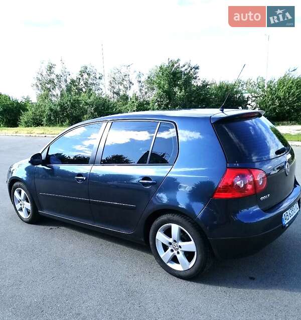Volkswagen Golf (2006)