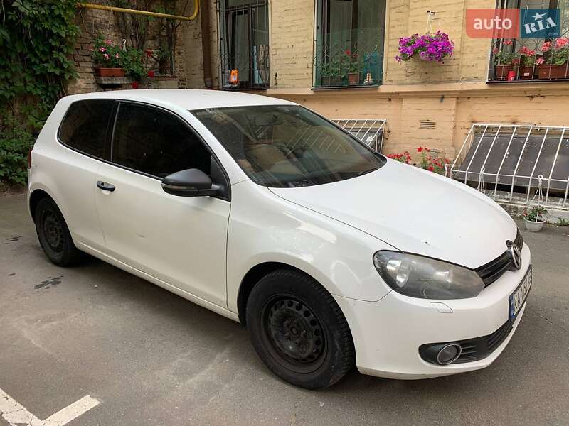 Volkswagen Golf (2011)
