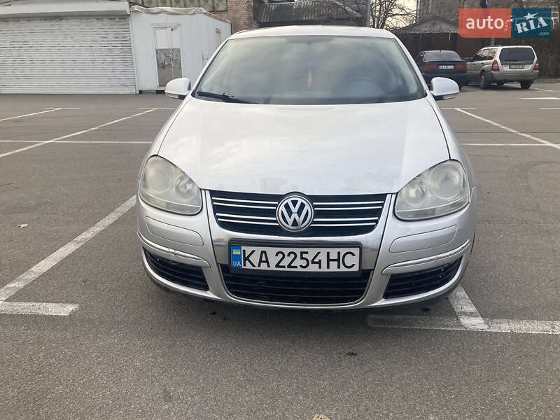 Volkswagen Jetta (2008)