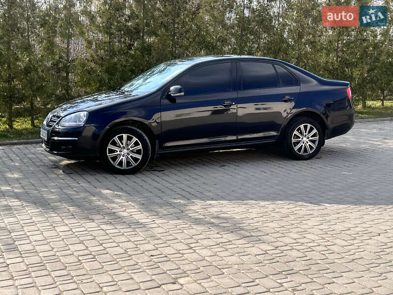 Volkswagen Jetta (2007)