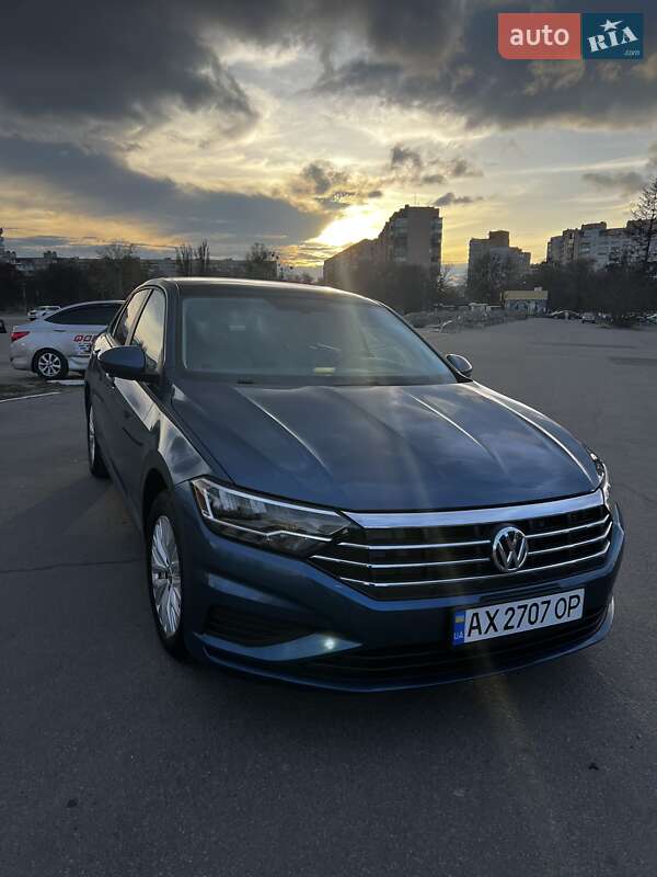 Volkswagen Jetta (2018)
