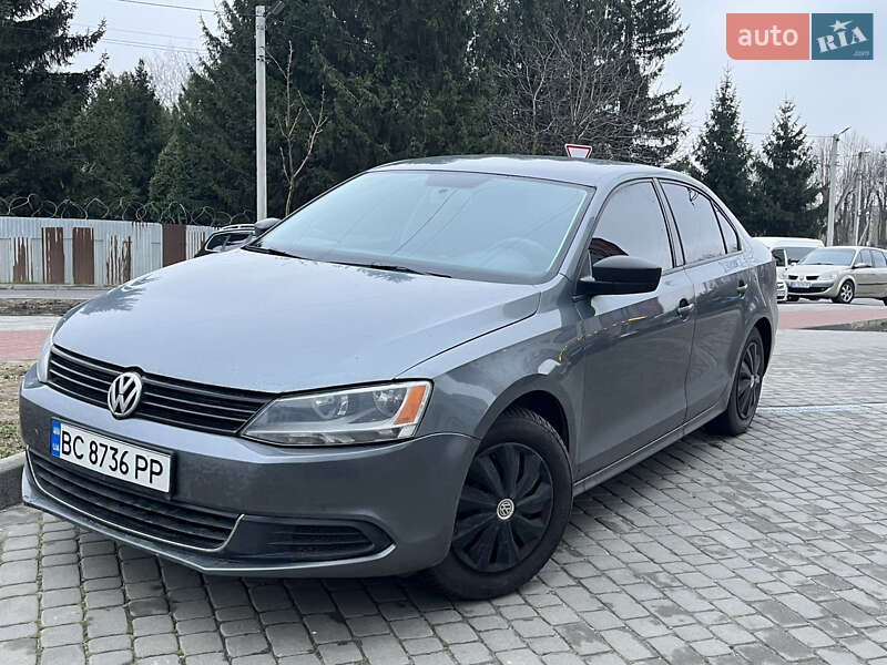 Volkswagen Jetta (2013)