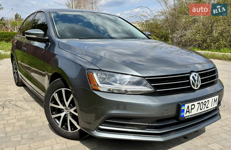 Volkswagen Jetta (2016)