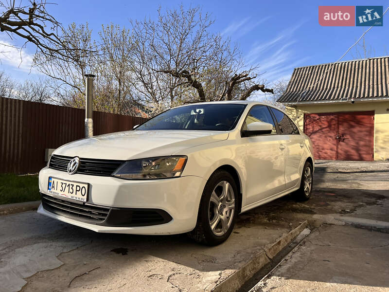 Volkswagen Jetta (2016)