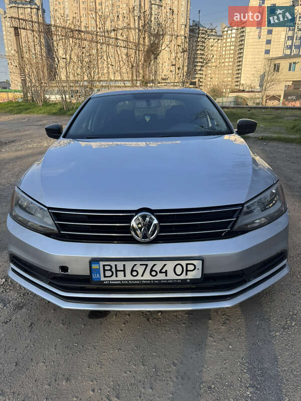 Volkswagen Jetta (2015)