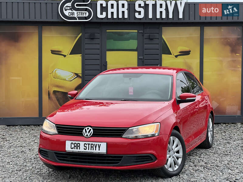 Volkswagen Jetta (2014)