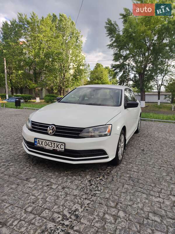Volkswagen Jetta (2014)
