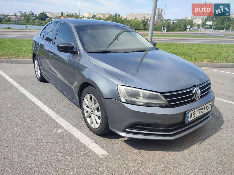 Volkswagen Jetta (2015)