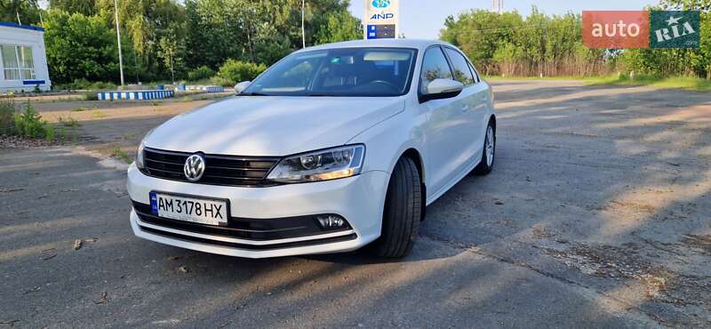 Volkswagen Jetta (2016)