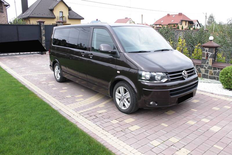 Volkswagen Multivan (2010)