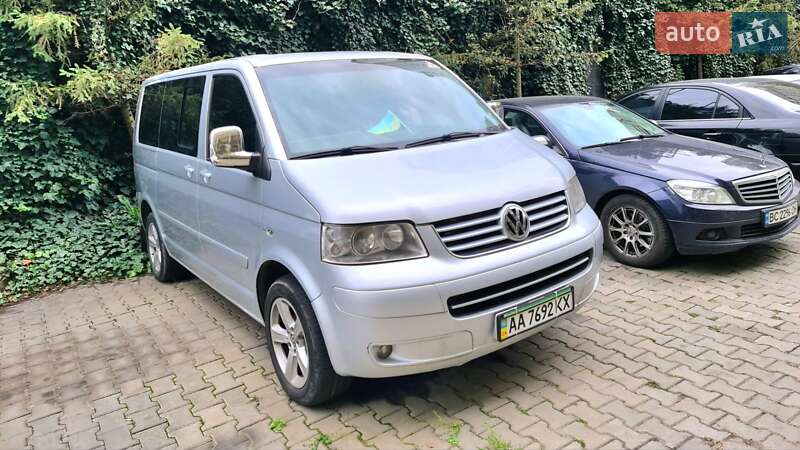 Volkswagen Multivan (2004)