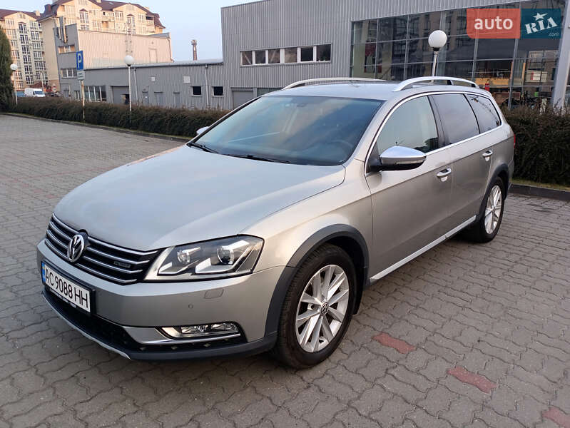 Volkswagen Passat alltrack (2012)