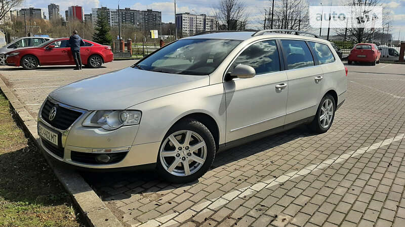 Volkswagen Passat (2010)