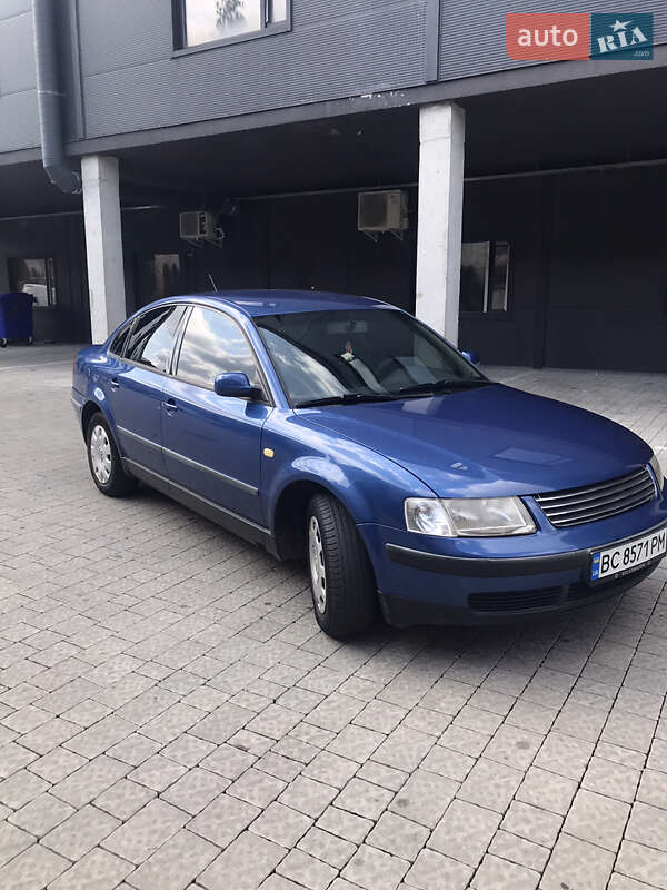 Volkswagen Passat (1999)