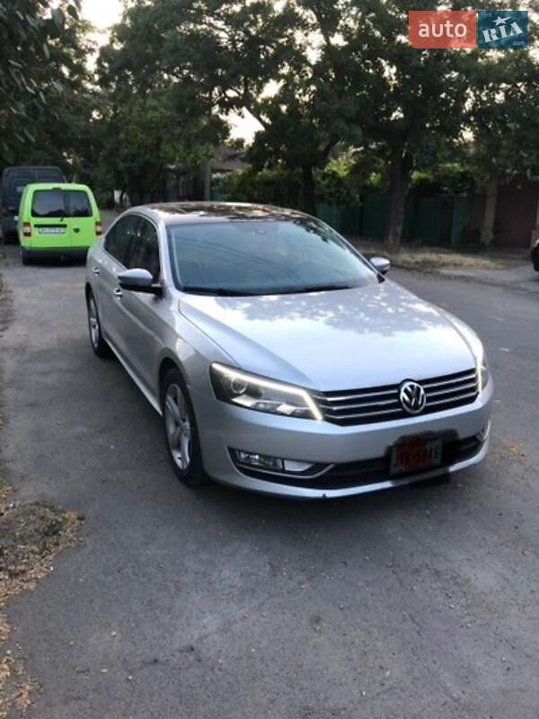 Volkswagen Passat (2012)