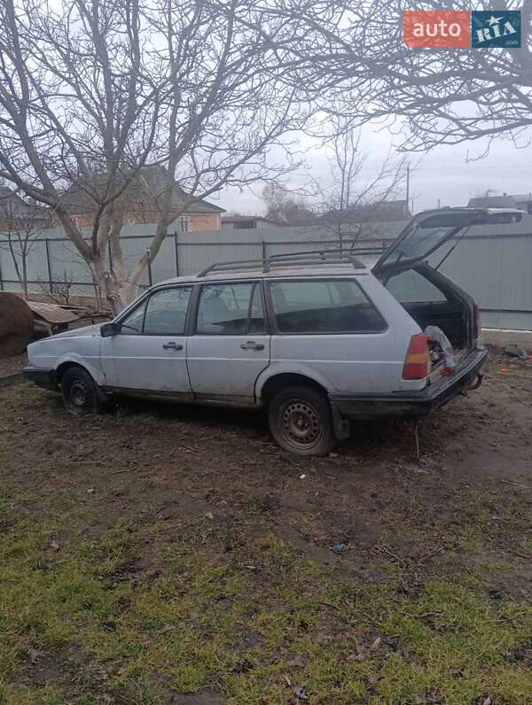 Volkswagen Passat (1986)