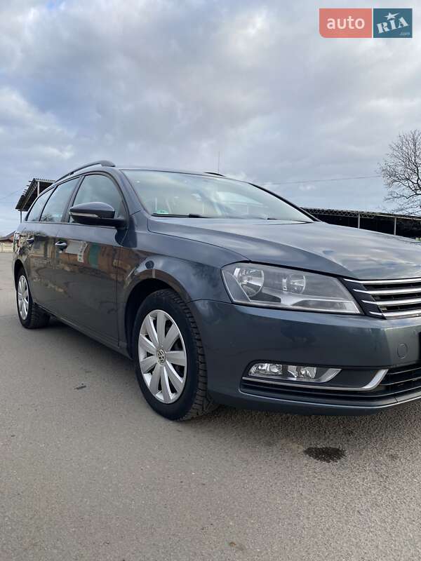 Volkswagen Passat (2011)