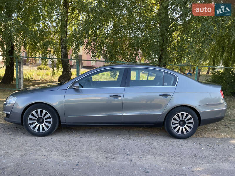 Volkswagen Passat (2005)
