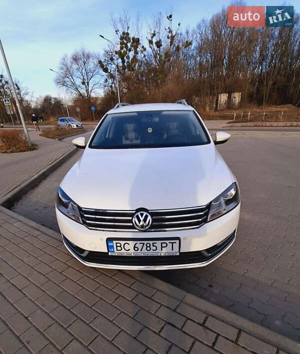 Volkswagen Passat (2011)