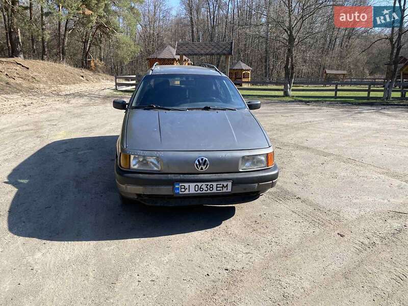 Volkswagen Passat (1993)