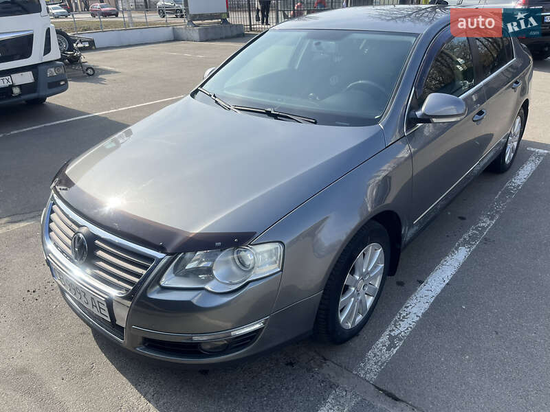 Volkswagen Passat (2008)