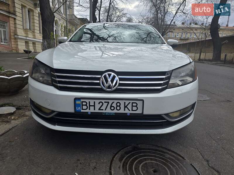 Volkswagen Passat (2012)