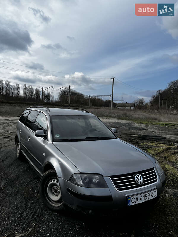 Volkswagen Passat (2003)