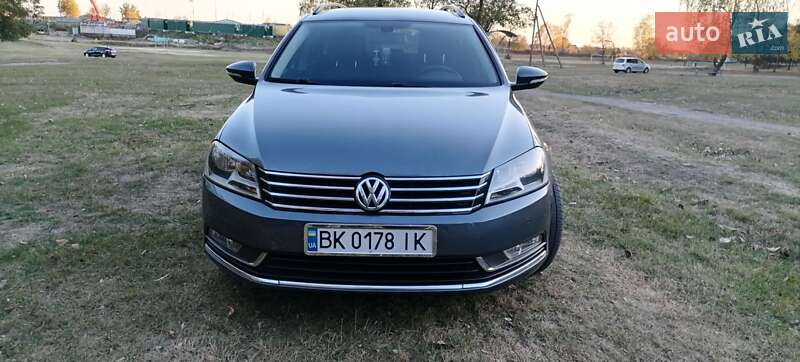 Volkswagen Passat (2011)