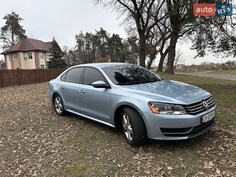 Volkswagen Passat (2012)