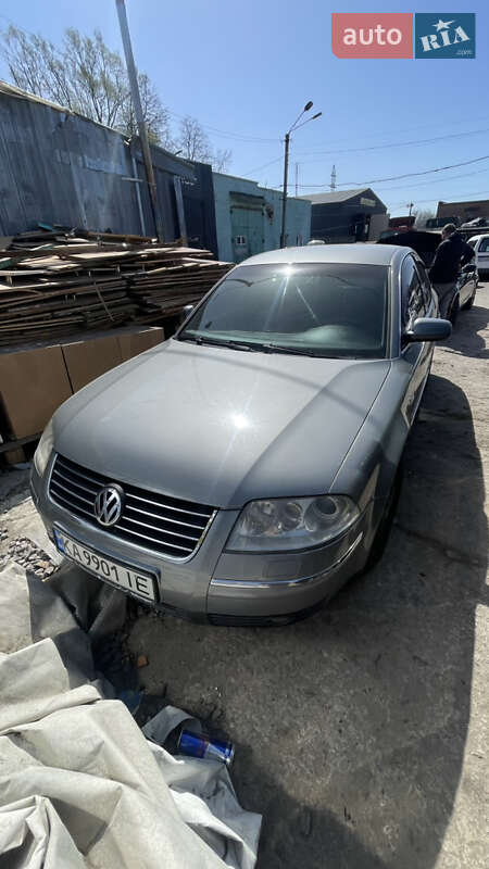 Volkswagen Passat (2004)