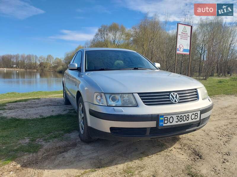 Volkswagen Passat (1999)