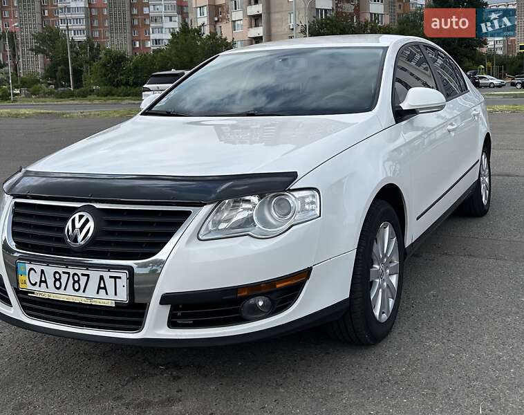 Volkswagen Passat (2008)