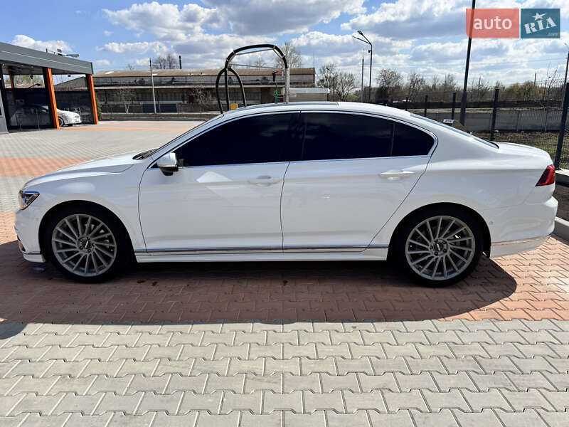Volkswagen Passat (2016)