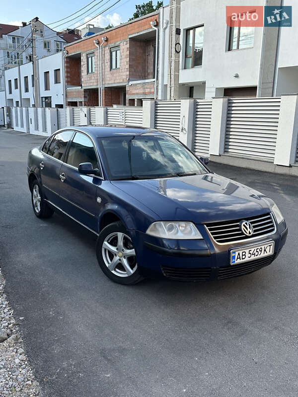 Volkswagen Passat (2003)