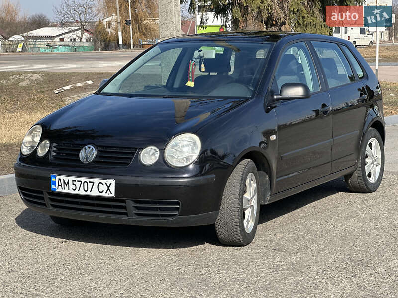 Volkswagen Polo (2002)