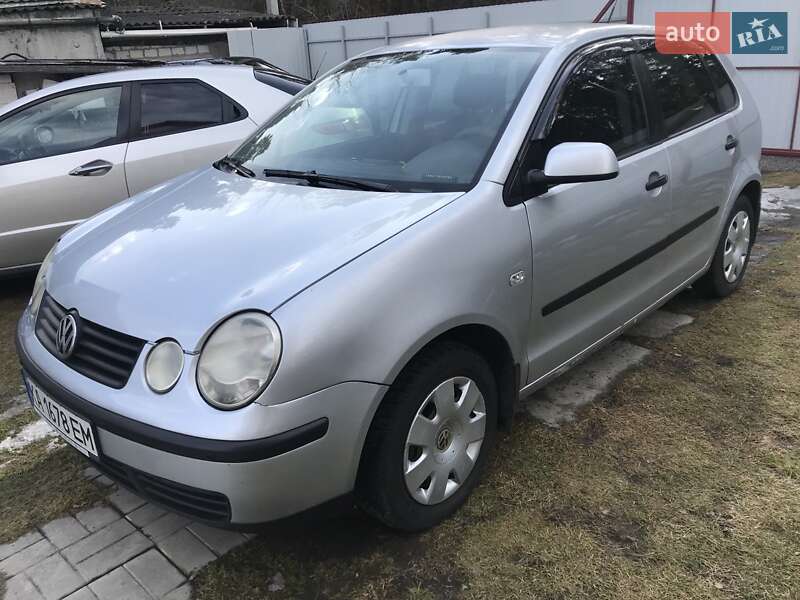 Volkswagen Polo (2003)