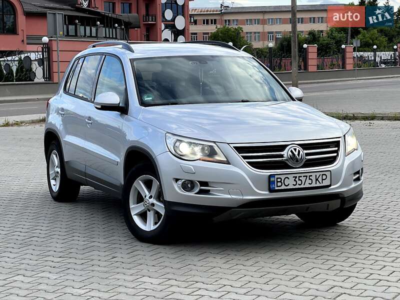 Volkswagen Tiguan (2008)