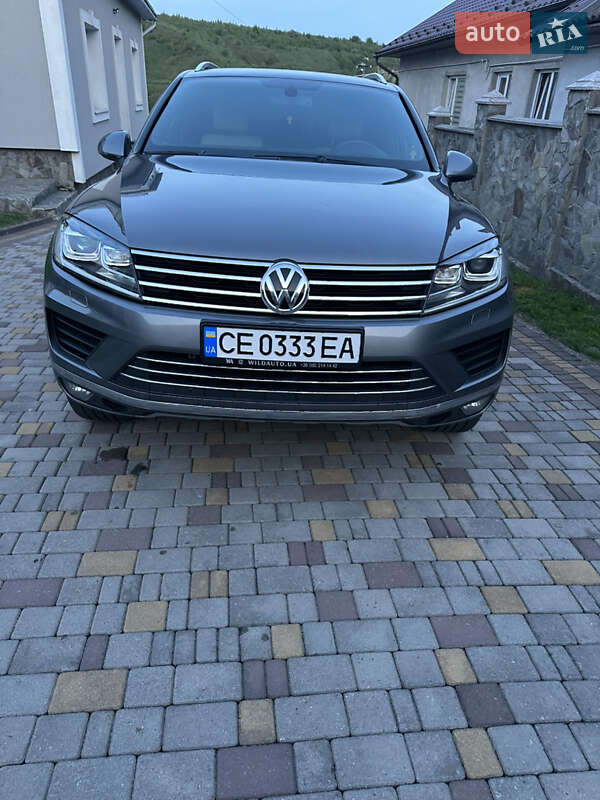 Volkswagen Touareg (2015)