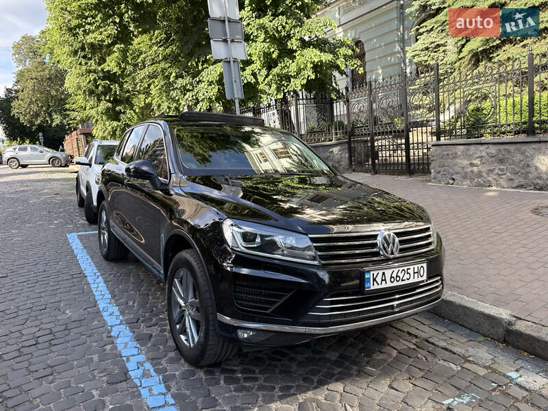 Volkswagen Touareg (2015)