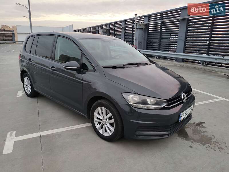 Volkswagen Touran (2016)