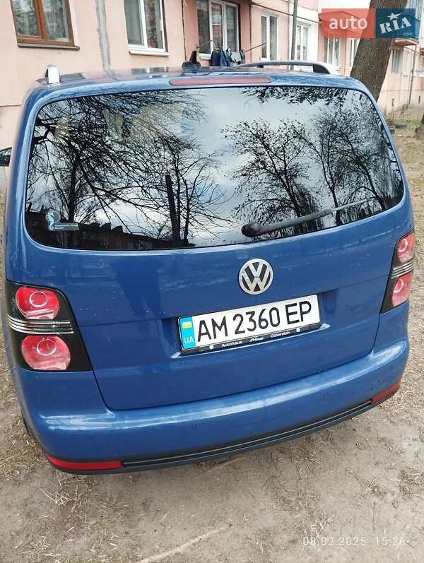 Volkswagen Touran (2010)