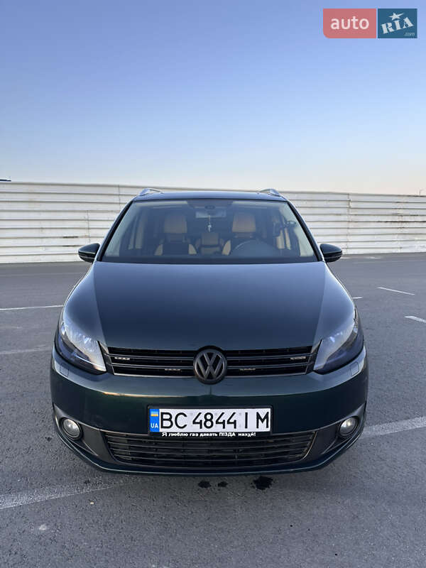 Volkswagen Touran (2010)
