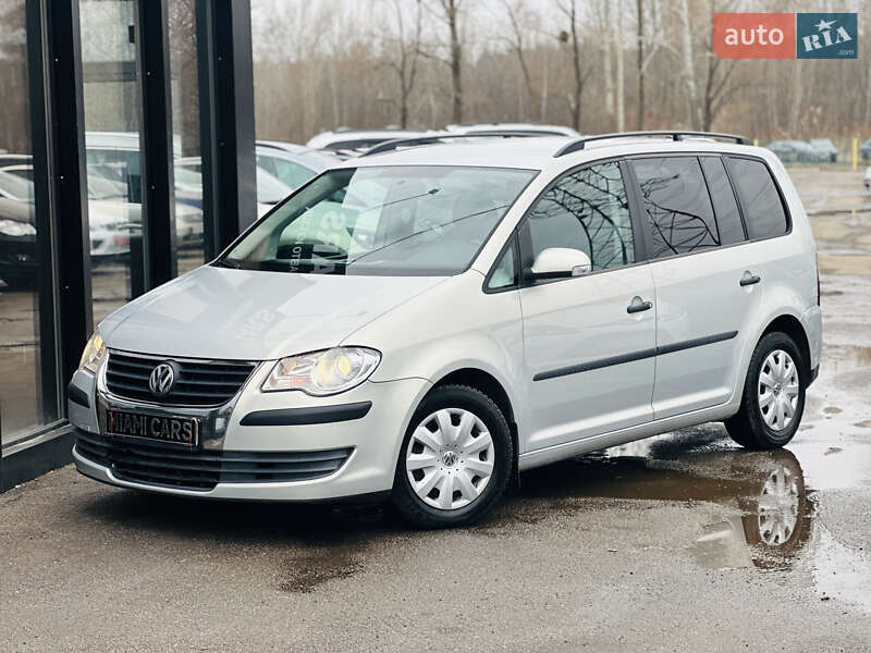 Volkswagen Touran (2009)